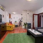 アパート Two-bedroom In