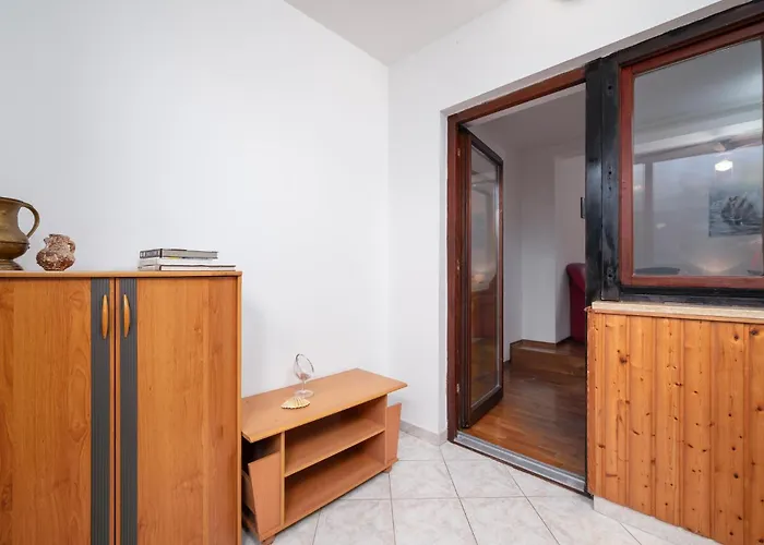 Two-bedroom In بولا